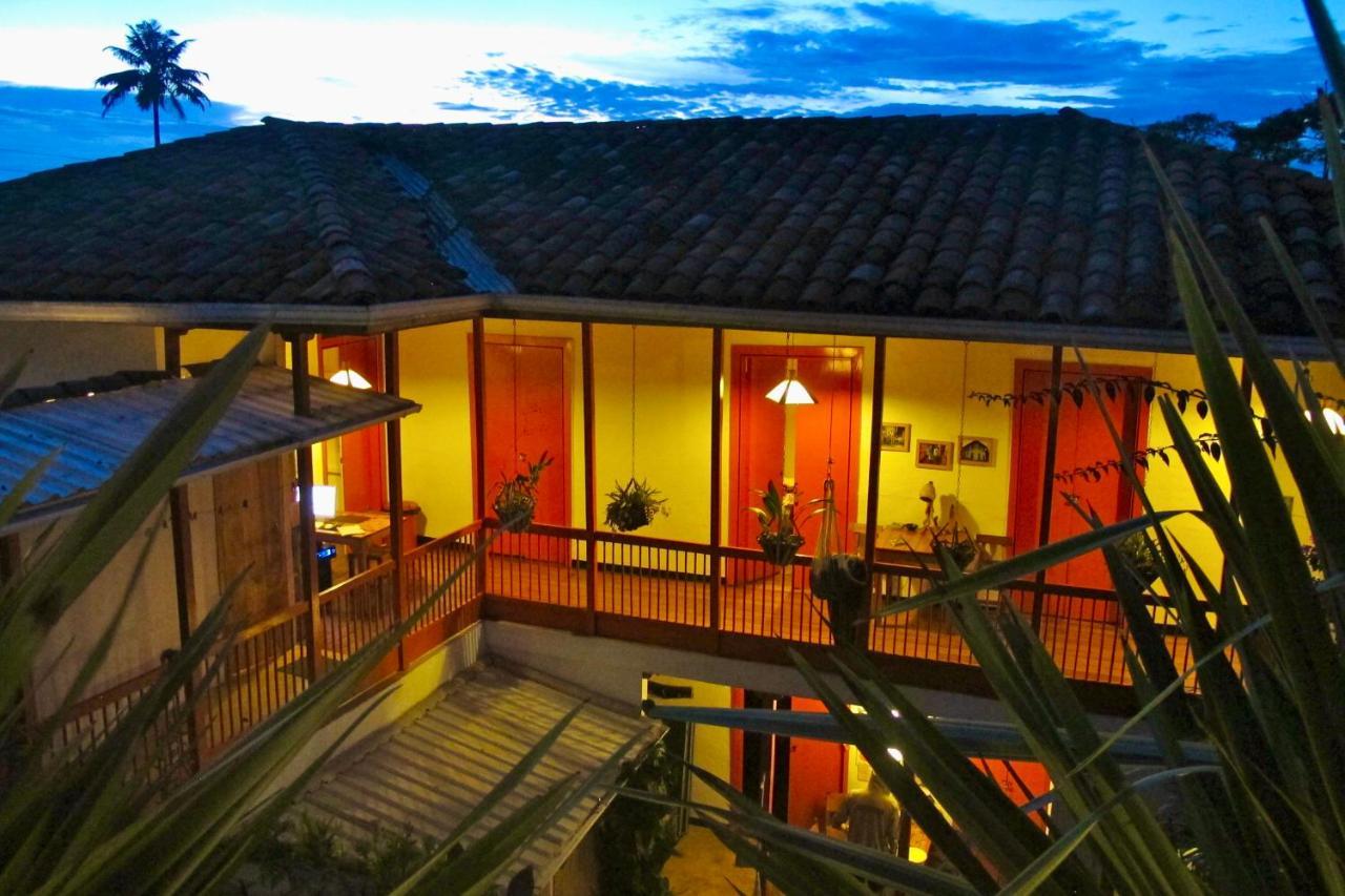 Hostal Tralala סאלנטו מראה חיצוני תמונה