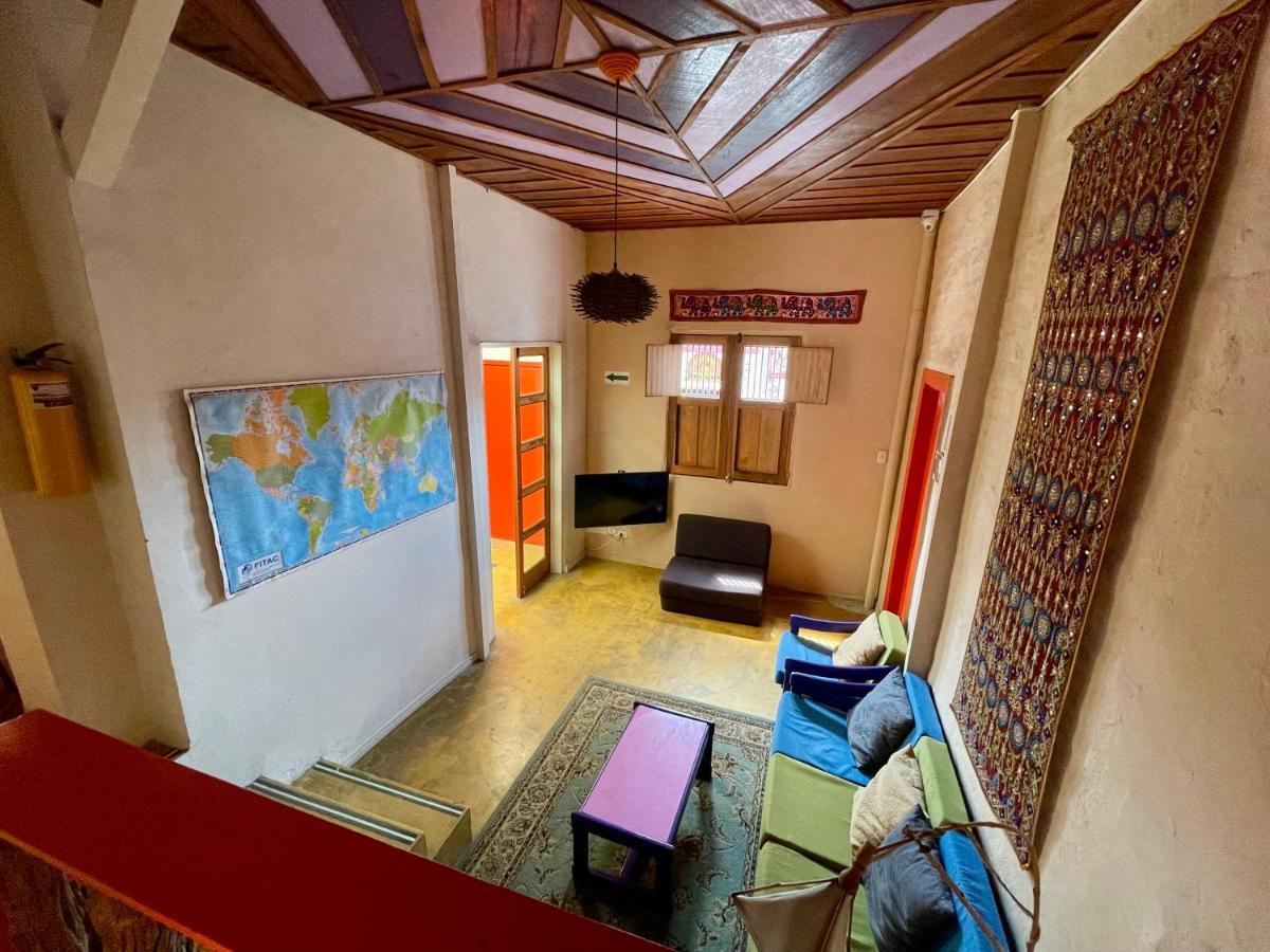 Hostal Tralala סאלנטו מראה חיצוני תמונה