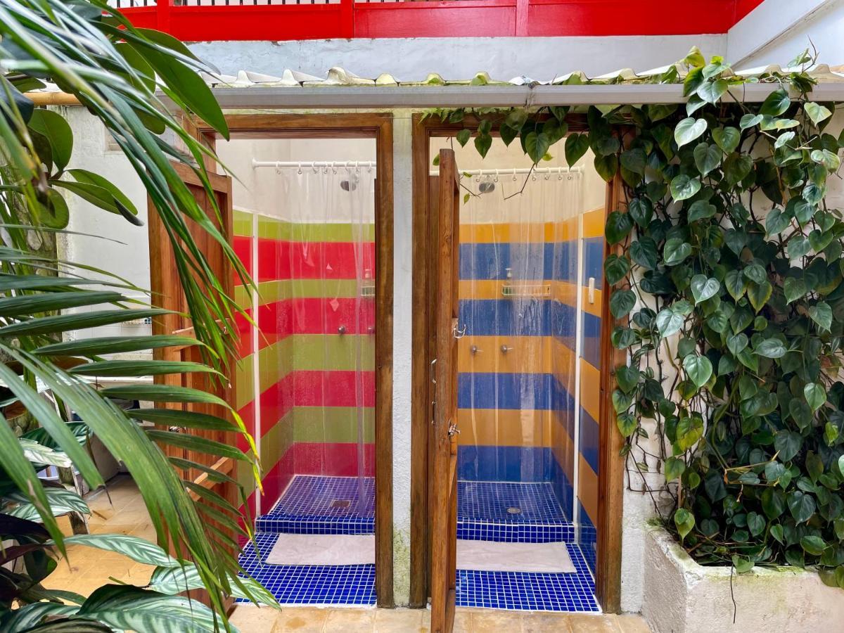 Hostal Tralala סאלנטו מראה חיצוני תמונה